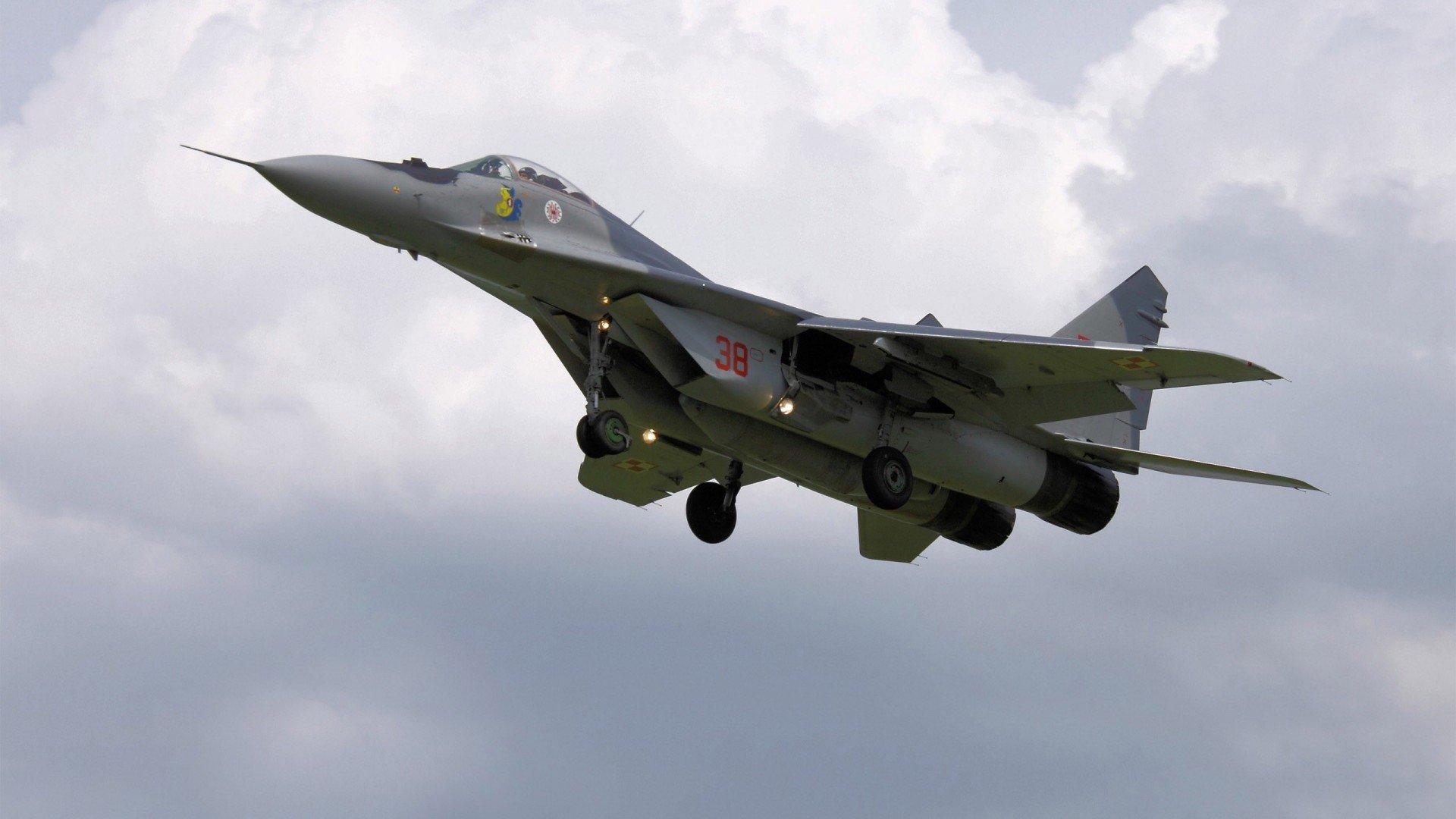 开云体育官方网站-_勇士开启三分攻势，连战连捷_，勇士队史三分记录